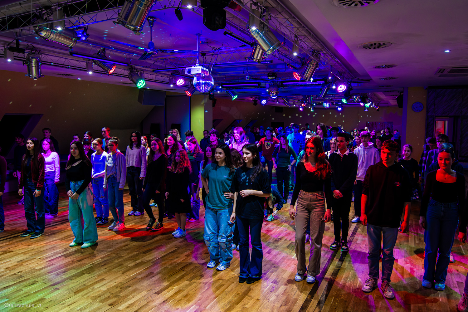 Come Together Party 8303